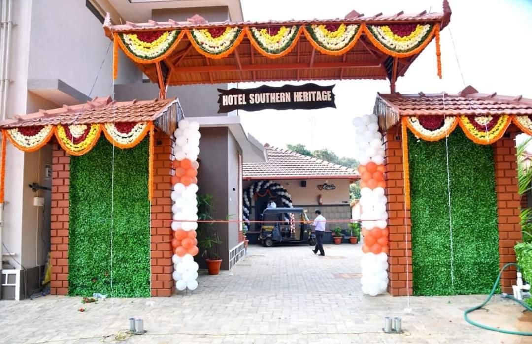 Hotel Southern Heritage Udupi Esterno foto
