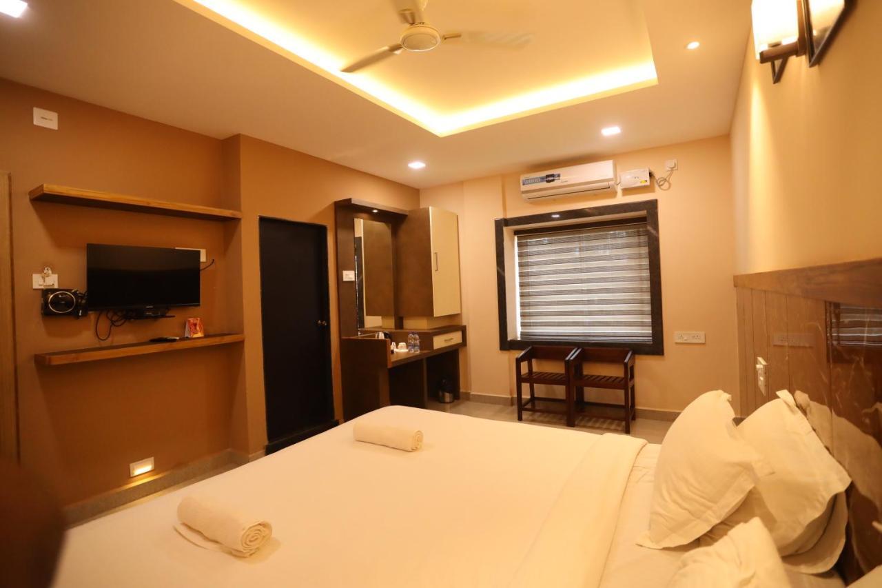 Hotel Southern Heritage Udupi Esterno foto