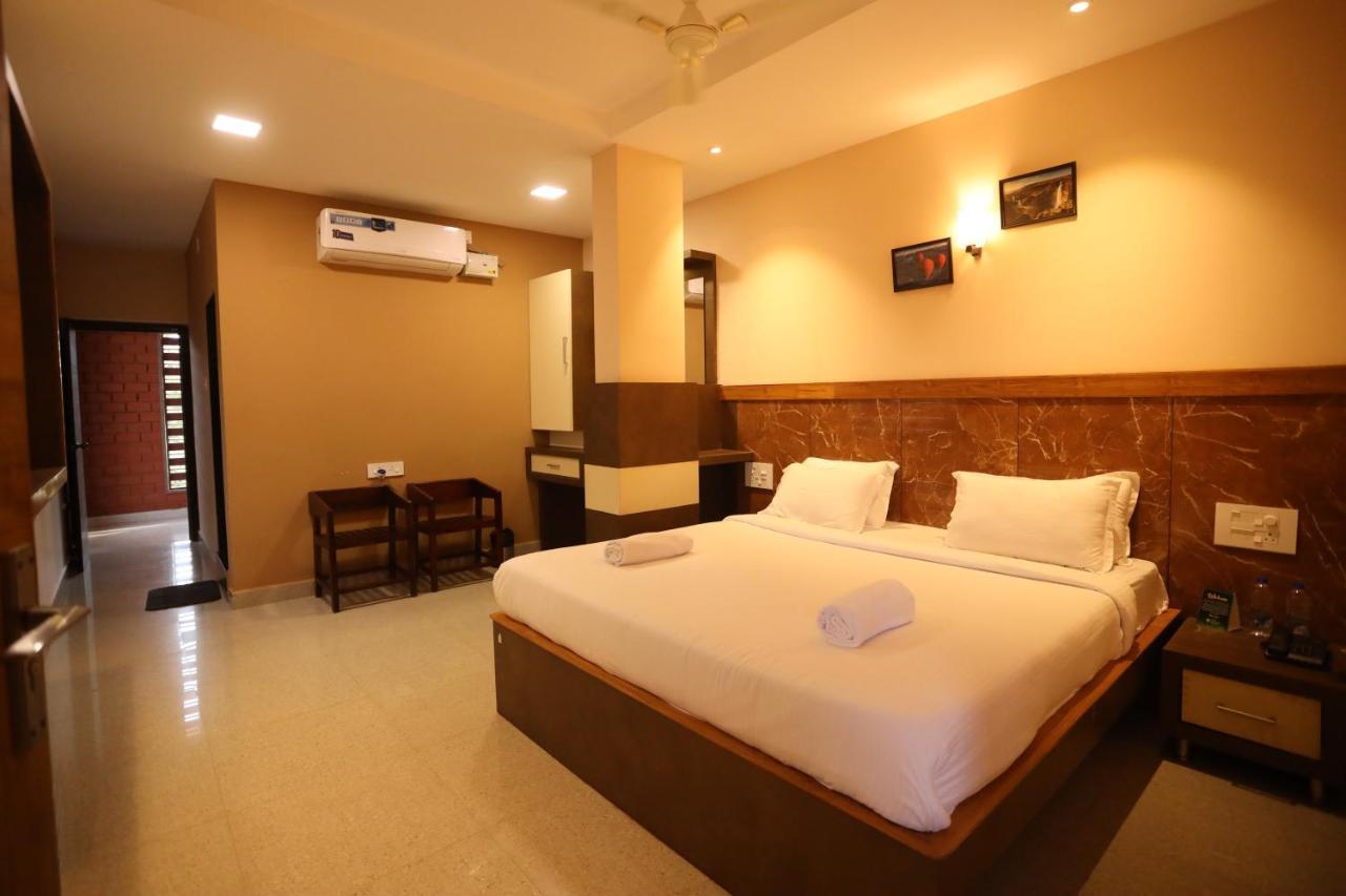 Hotel Southern Heritage Udupi Esterno foto