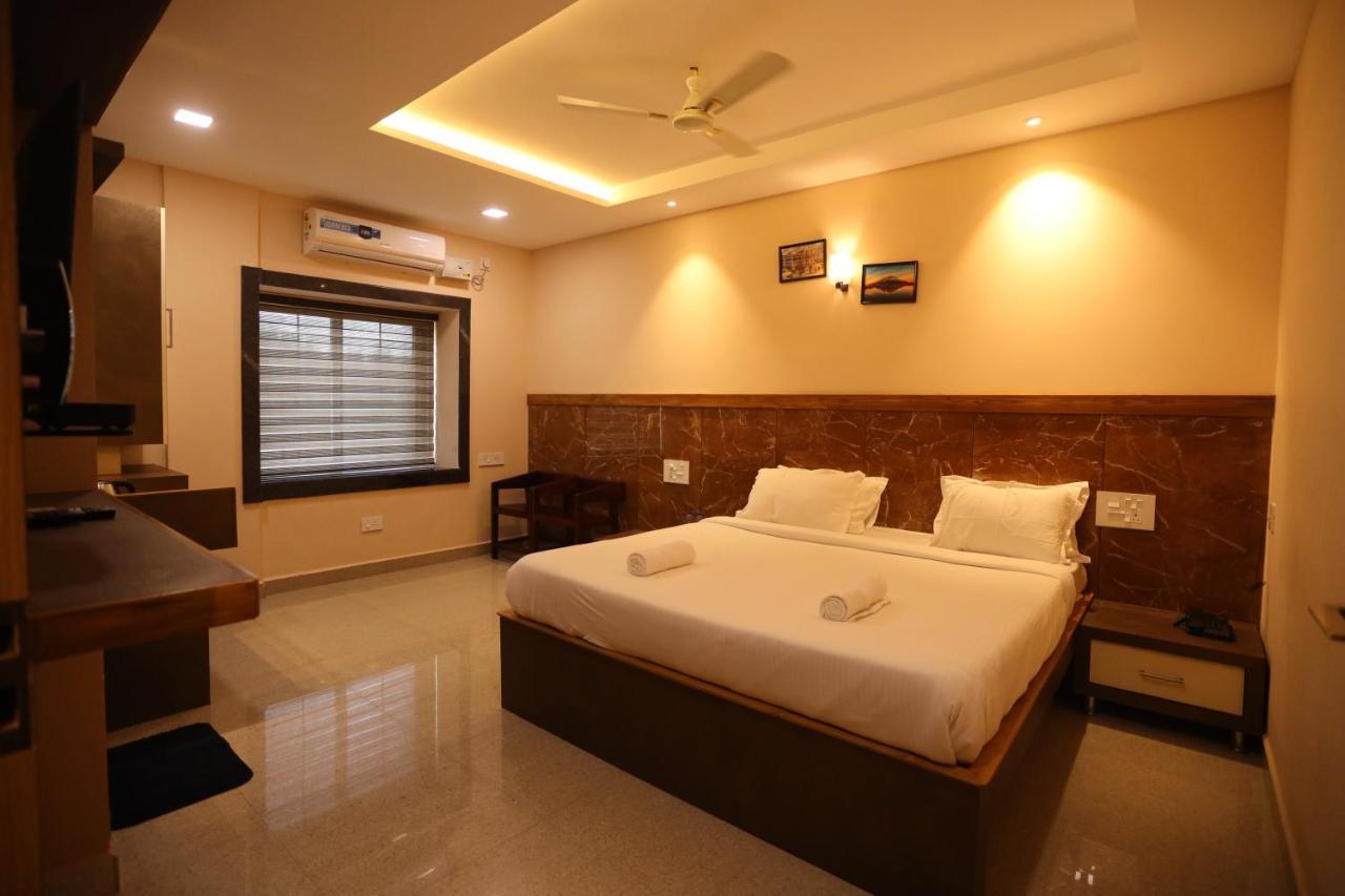 Hotel Southern Heritage Udupi Esterno foto