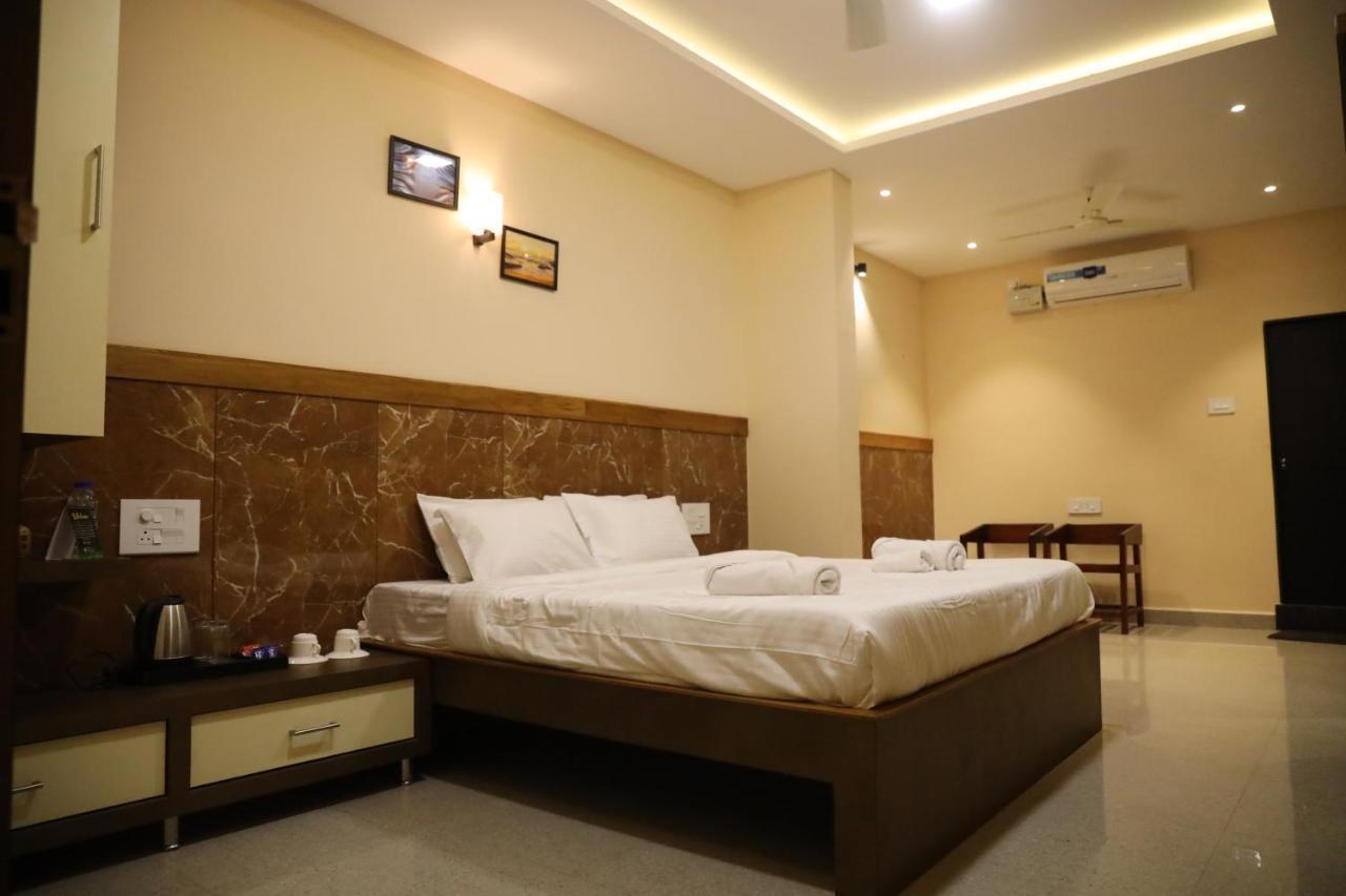 Hotel Southern Heritage Udupi Esterno foto